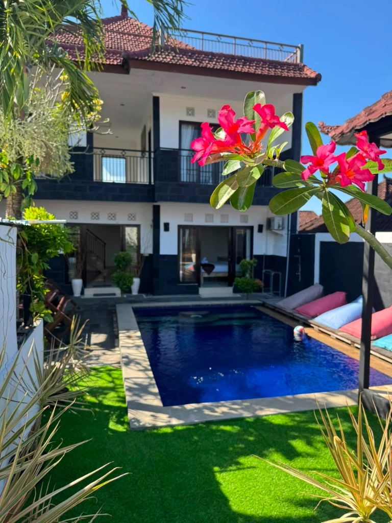 Premium 3-Bedroom Private Villa Near Melasti & Pandawa Beach, 3-bed villa for rent in Uluwatu – photo 10 of 10