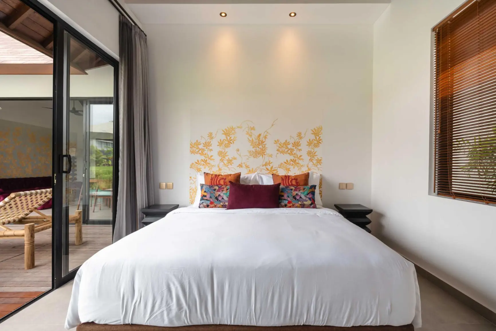 Rocca Bella Villa - Stunning 3BD Pool Villa Canggu w/ Ricefields View, 3-bed villa for rent in Canggu – photo 6 of 15