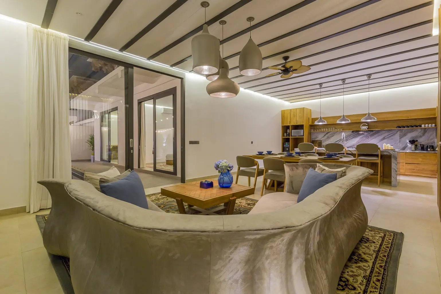 Luxury 3BR Villa w/ Pool and Rooftop Patio, 3-bed villa for rent in Canggu – photo 2 of 15