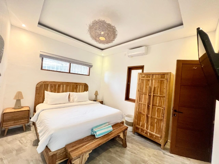 Cute 2-bedroom Villa in Berawa – Beach Side & Good Location for Yearly Rental, 2-bed villa for rent in Canggu – photo 8 of 15