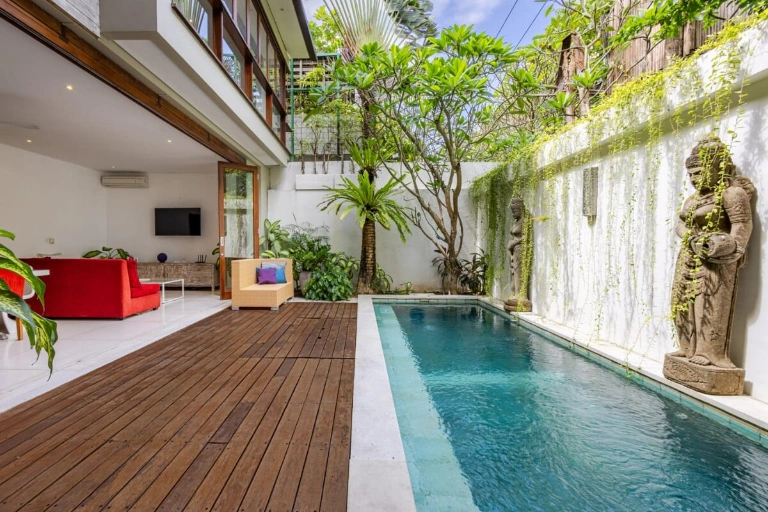 Berawa Beach Escape | Pool | 100m to Beach | Bali, 4-bed villa for rent in Canggu – photo 10 of 15
