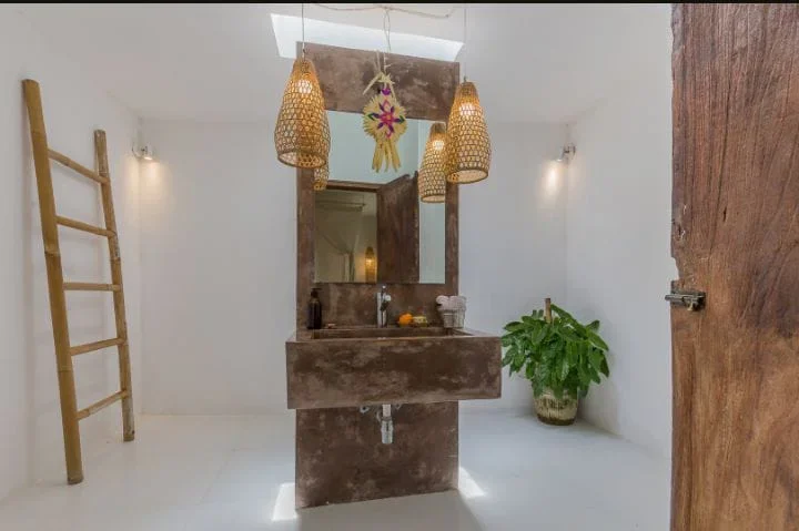 5 Bedroom Villa Furnished for Monthly Rent in Umalas, 5-bed villa for rent in North Bali – photo 9 of 15