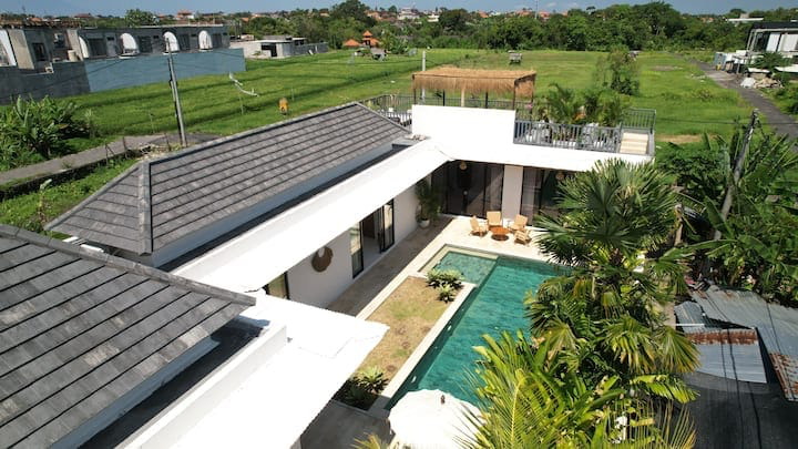 Villa For Rent 5 Bed In Umalas,Kerobokan Bali, 5-bed villa for rent in Canggu – photo 7 of 15