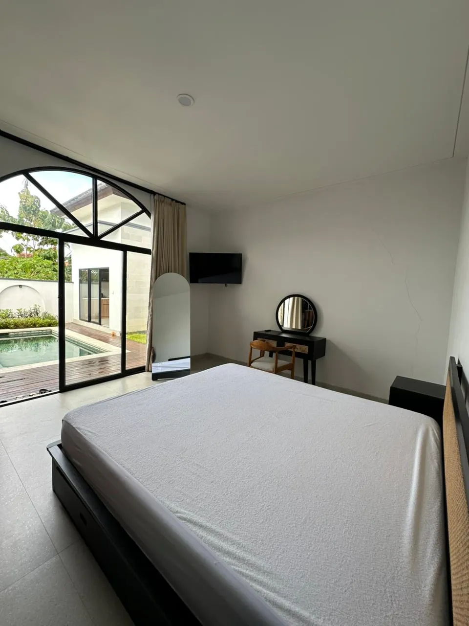 Villa Modern Minimalish Blongkeker Puri Gading, 2-bed villa for rent in Uluwatu – photo 9 of 12