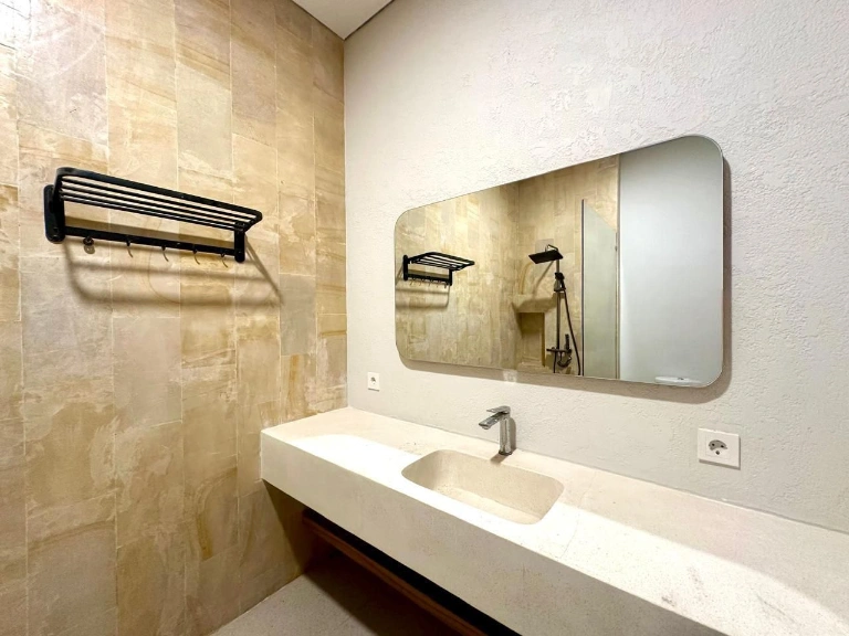 Brand New 3 Bedroom Private Villa near Canggu Beach, 3-bed villa for rent in Canggu – photo 5 of 15