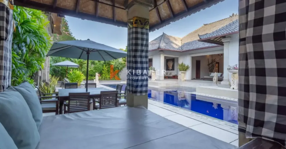 Tropical Hideaway - Expansive 5BR Villa in Seminyak's Golden Triangle, 5-bed villa for rent in Seminyak – photo 2 of 14
