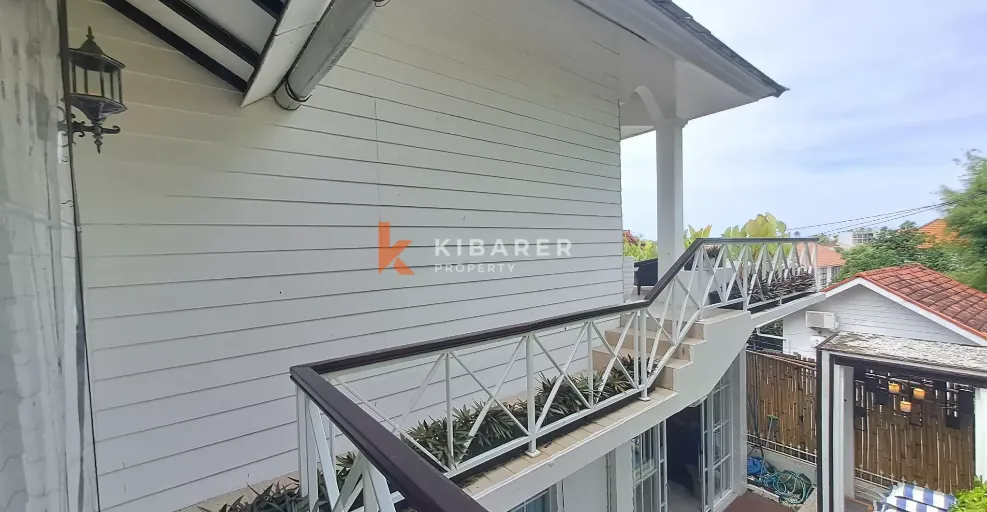 Warmth Three-Bedrooms Villa in Strategic Area of Berawa, 3-bed villa for rent in Canggu – photo 6 of 14