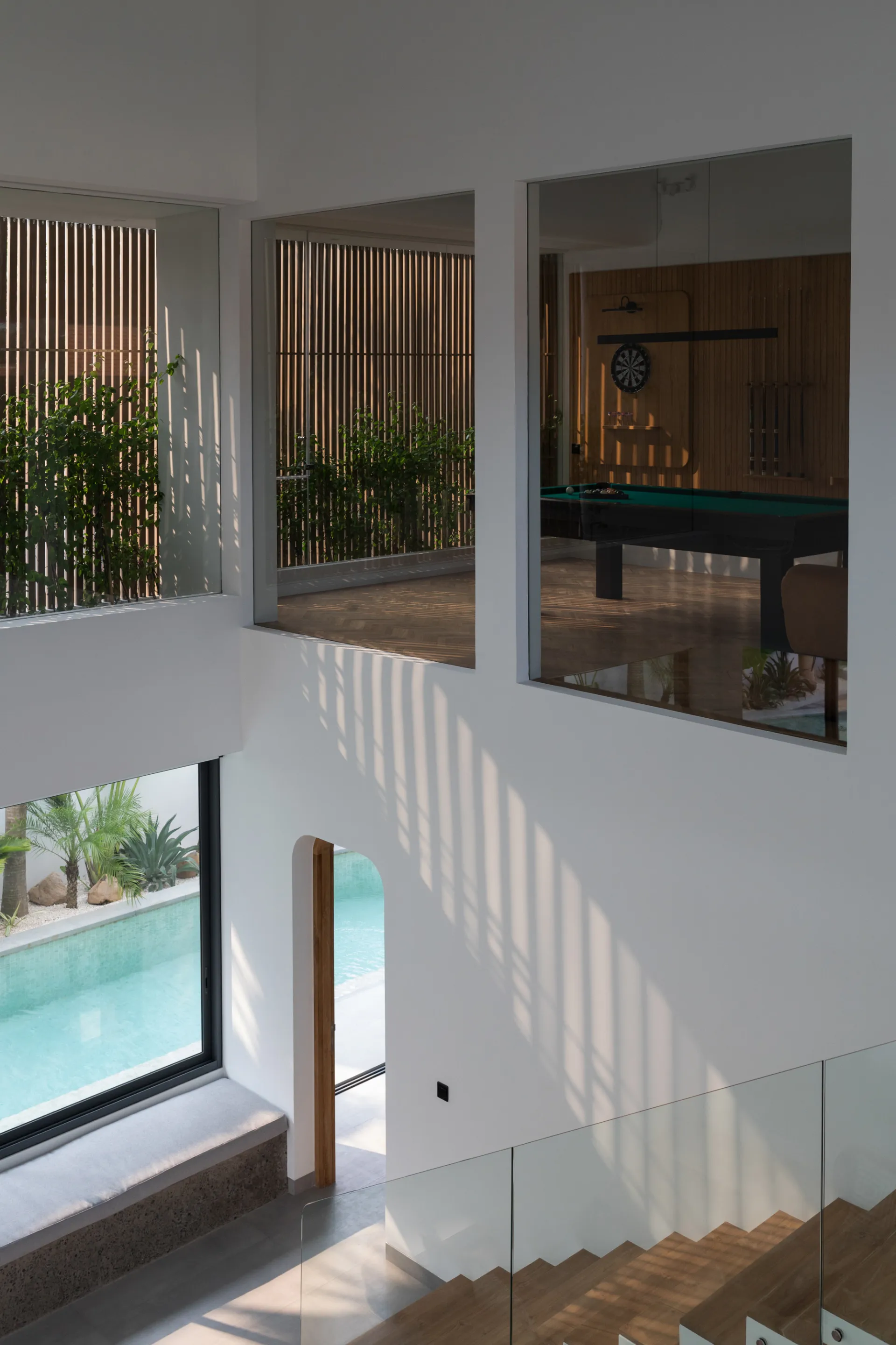 5 Bedroom Luxury Villa in Berawa, 5-bed villa for rent in Canggu – photo 13 of 15