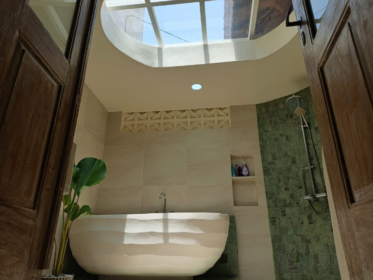 Joglo Raera Bali - Indonesian Authentic Heritage Villa-9 mins to Seminyak beach, 2-bed villa for rent in Seminyak – photo 2 of 15