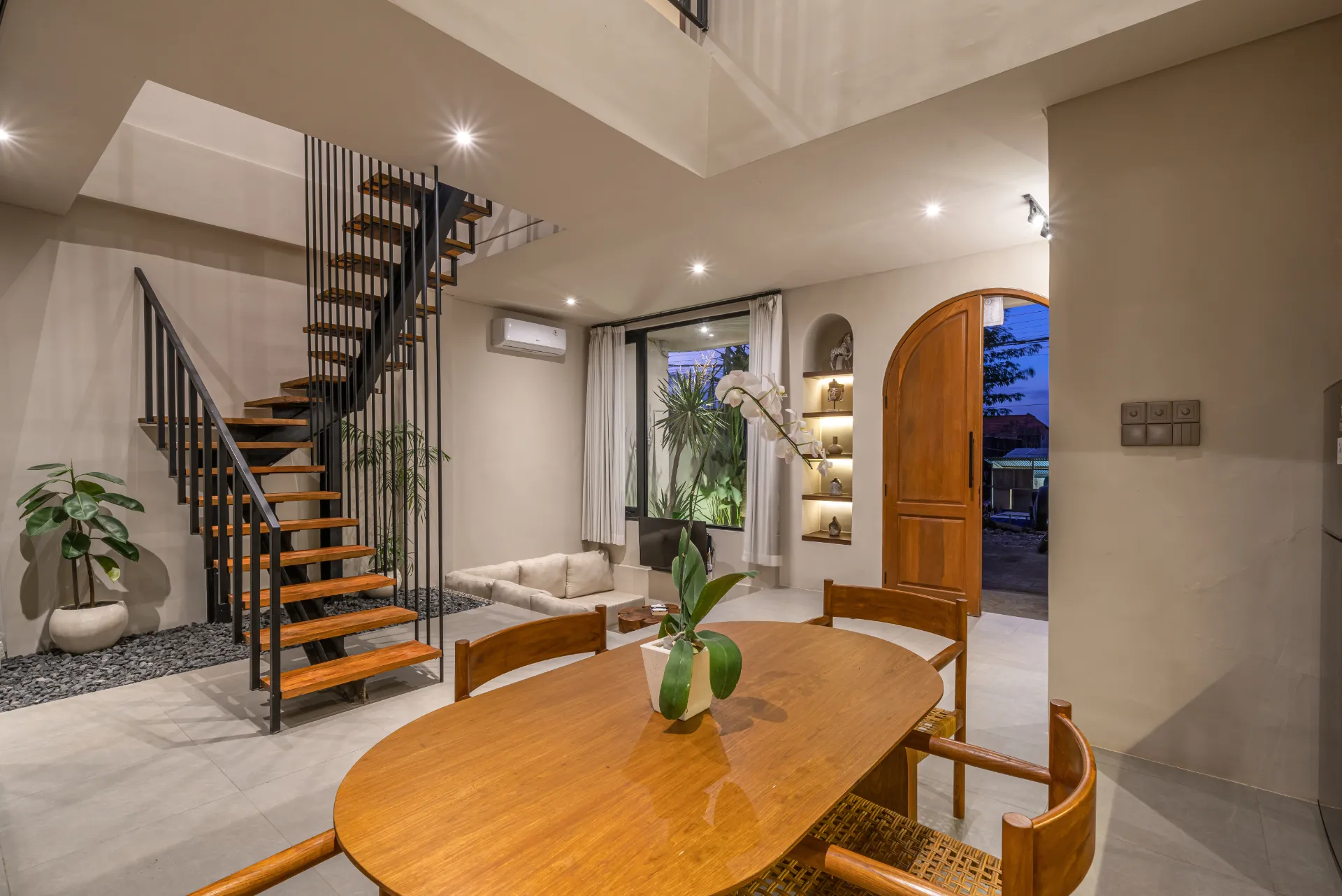 Villa Salt - 2BR Tropical Hideaway in Bingin – Private Pool, 2-bed villa for rent in Uluwatu – photo 14 of 15