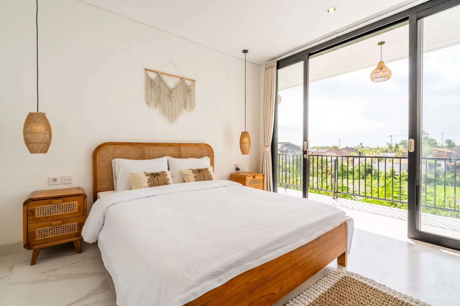 3,2 Km from Echo Beach Canggu 2 Bedrooms - Yoda Villa, 2-bed villa for rent in Canggu – photo 4 of 15