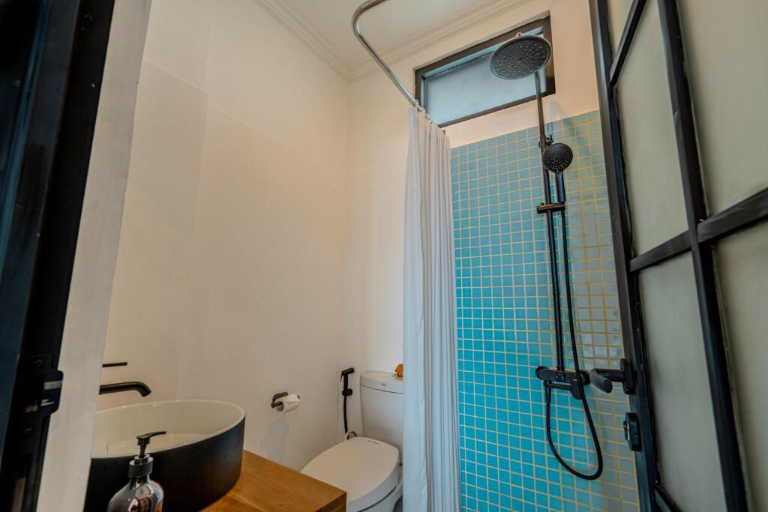 1BR Deluxe Room with Private Kitchen – Beachside Pererenan, 1-bed villa for rent in Pererenan – photo 10 of 14