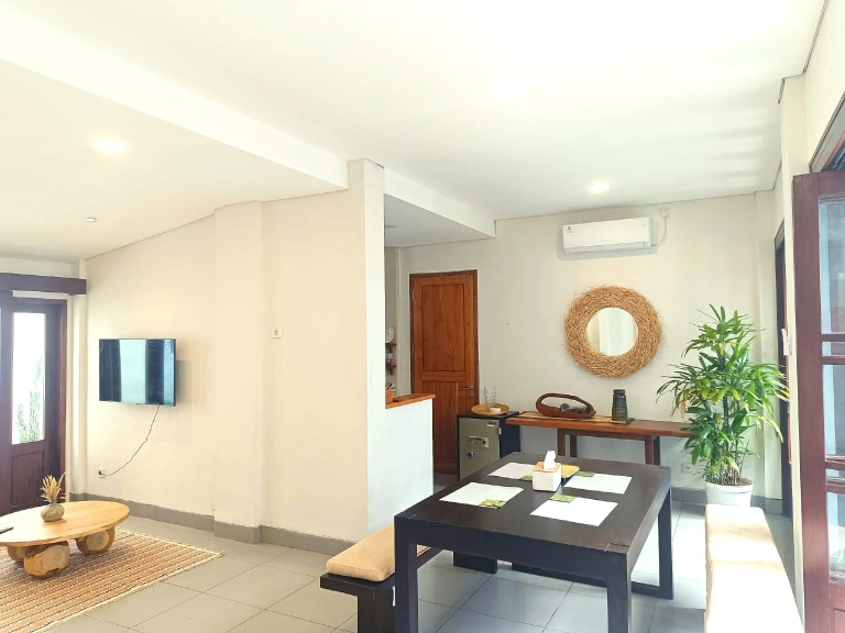 Contemporer Style Villa in Ungasan Area, 2-bed villa for rent in Uluwatu – photo 3 of 11