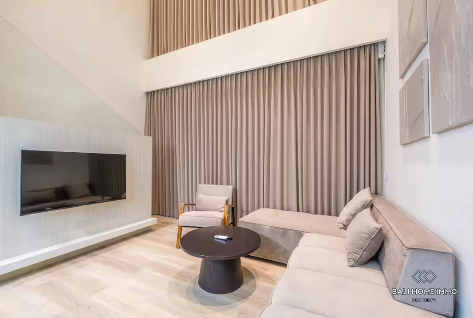 Modern 2 Bedroom Villa for Rent in Bali Berawa, 2-bed villa for rent in Canggu – photo 10 of 15