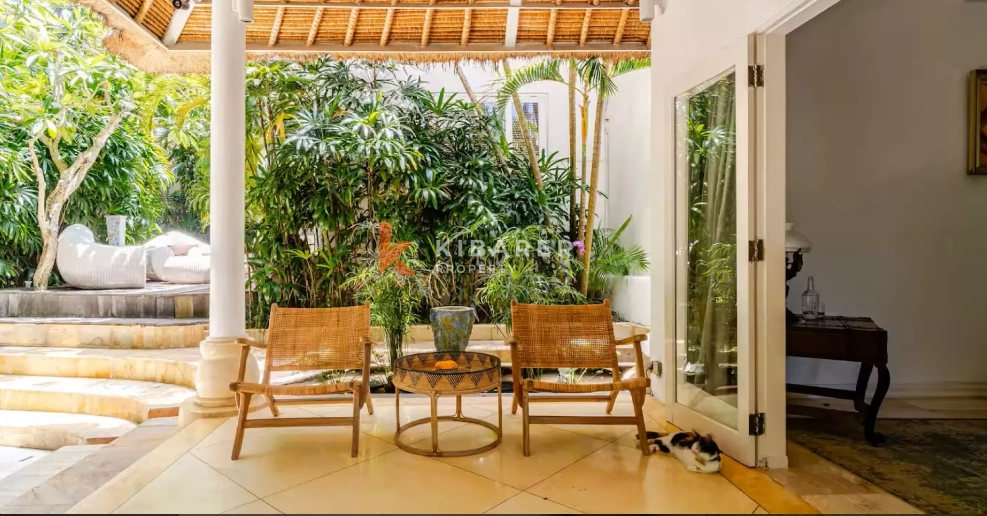 Relaxing Tropical Two Bedroom Villa with Garden Paradise in Umalas, 2-bed villa for rent in Seminyak – photo 11 of 15