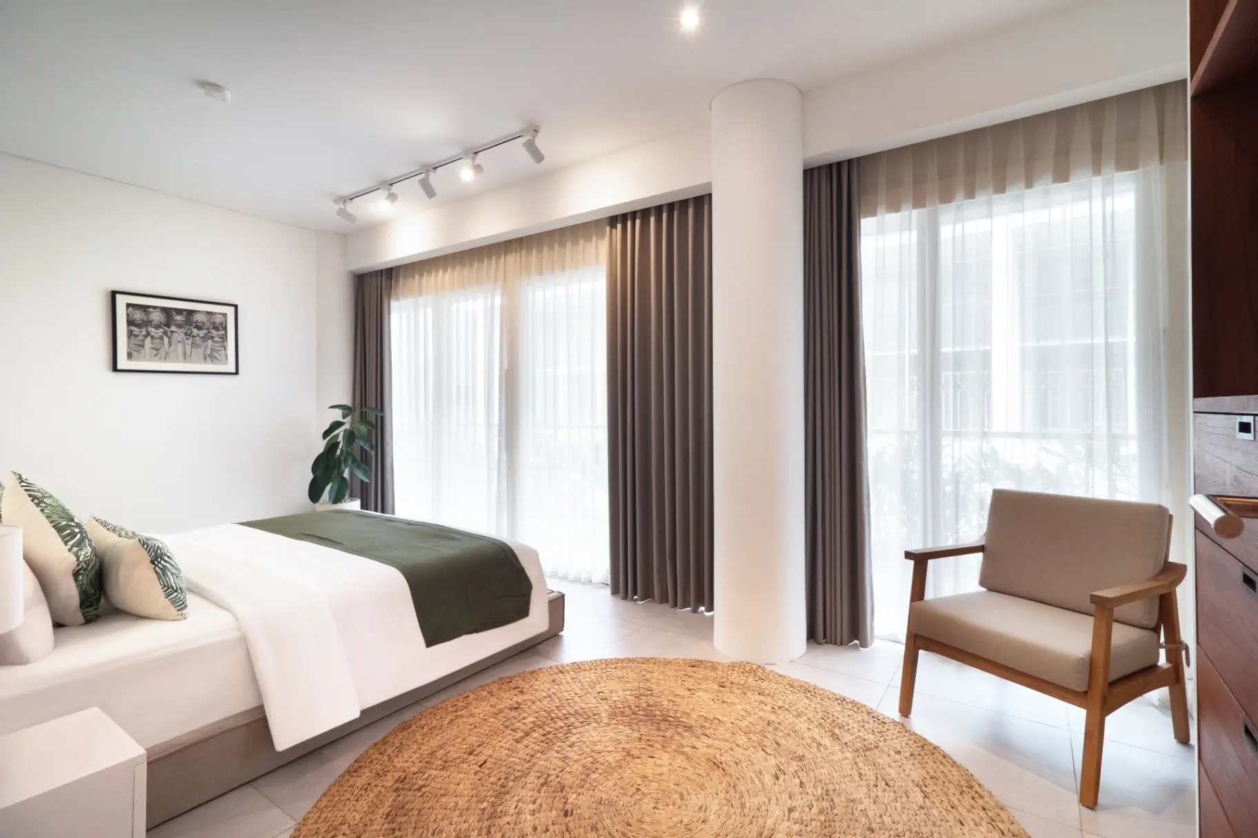 The Cruise - Luxury 2 Bedroom Sky Pool Penthouse with ocean view in Canggu, 2-bed villa for rent in Canggu – photo 11 of 15