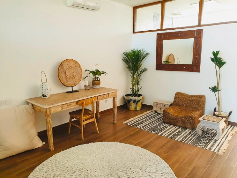 *Modern studio villa in Canggu* Great location on Jl Kayu Tulang. Private pool., 1-bed villa for rent in Canggu – photo 2 of 15