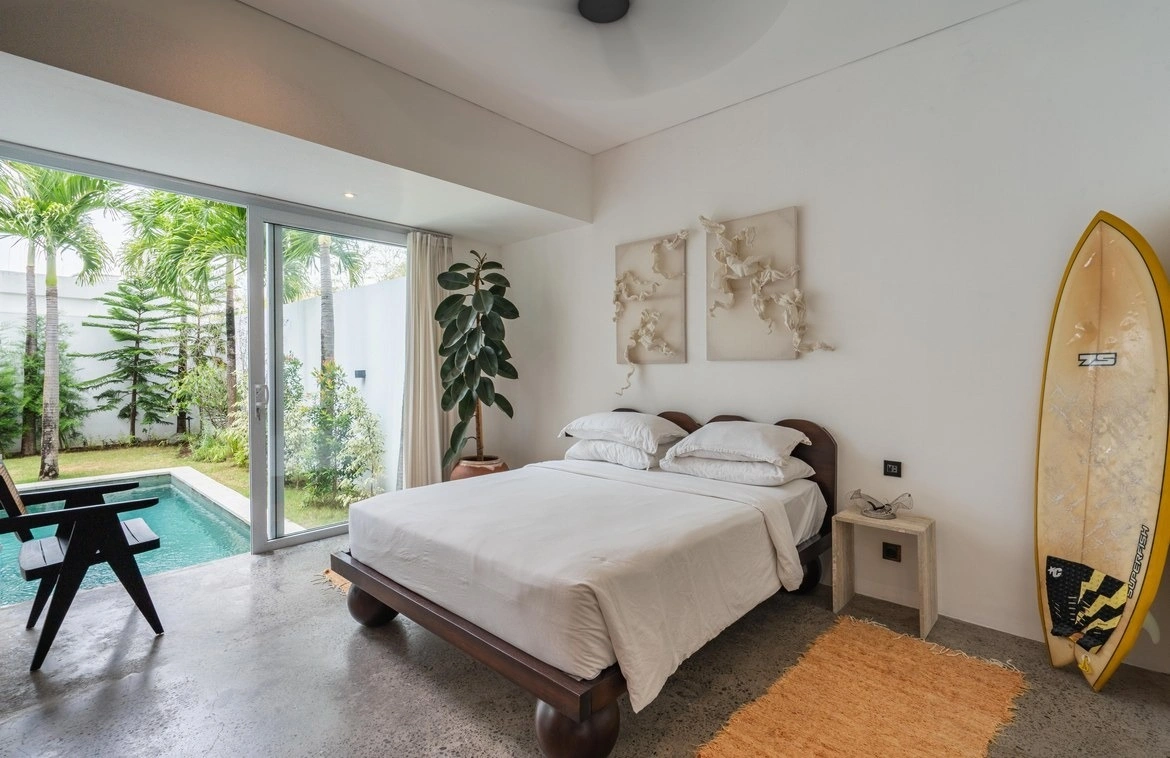 Luxury 3BR Villa with Pool, Sauna & Garden | Villa Manaaki, 3-bed villa for rent in Canggu – photo 12 of 15