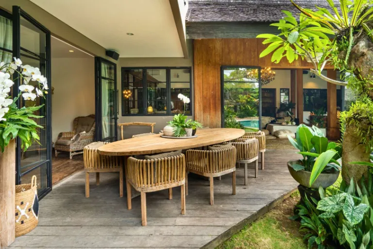 5BR Luxury Tropical Villa Near Berawa Beach, 5-bed villa for rent in Canggu – photo 10 of 15