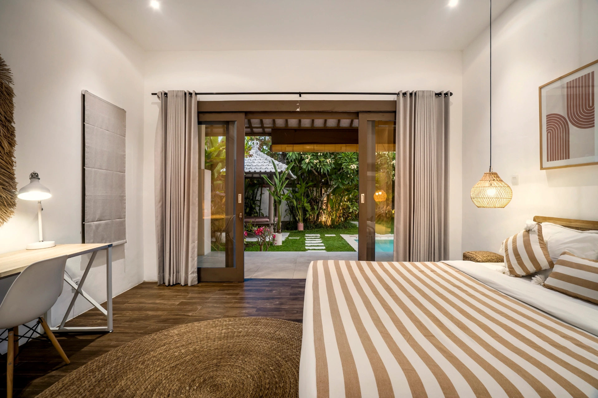 Villa Moju - Chic 3BR Architectural Sanctuary in Bumbak, Canggu, 3-bed villa for rent in Canggu – photo 15 of 15