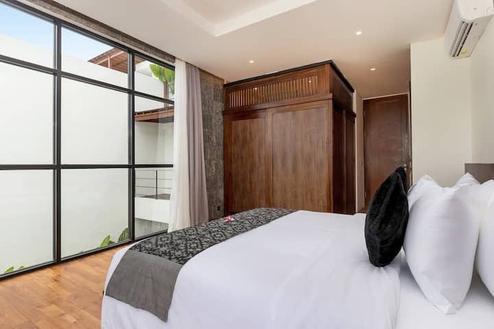 Villa For Rent 3 Bed In Berawa,Tibubeneneg Bali, 3-bed villa for rent in Canggu – photo 2 of 15
