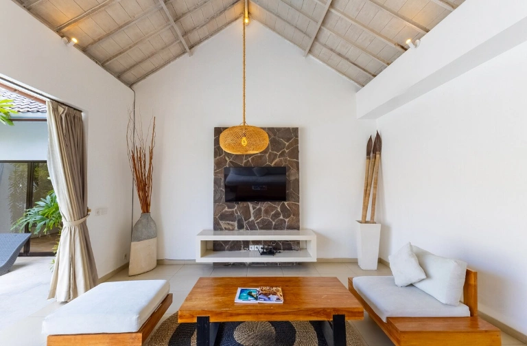 Villa Anakula - Chic 2BR Private Villa in the Heart of Seminyak, 2-bed villa for rent in Seminyak – photo 10 of 15