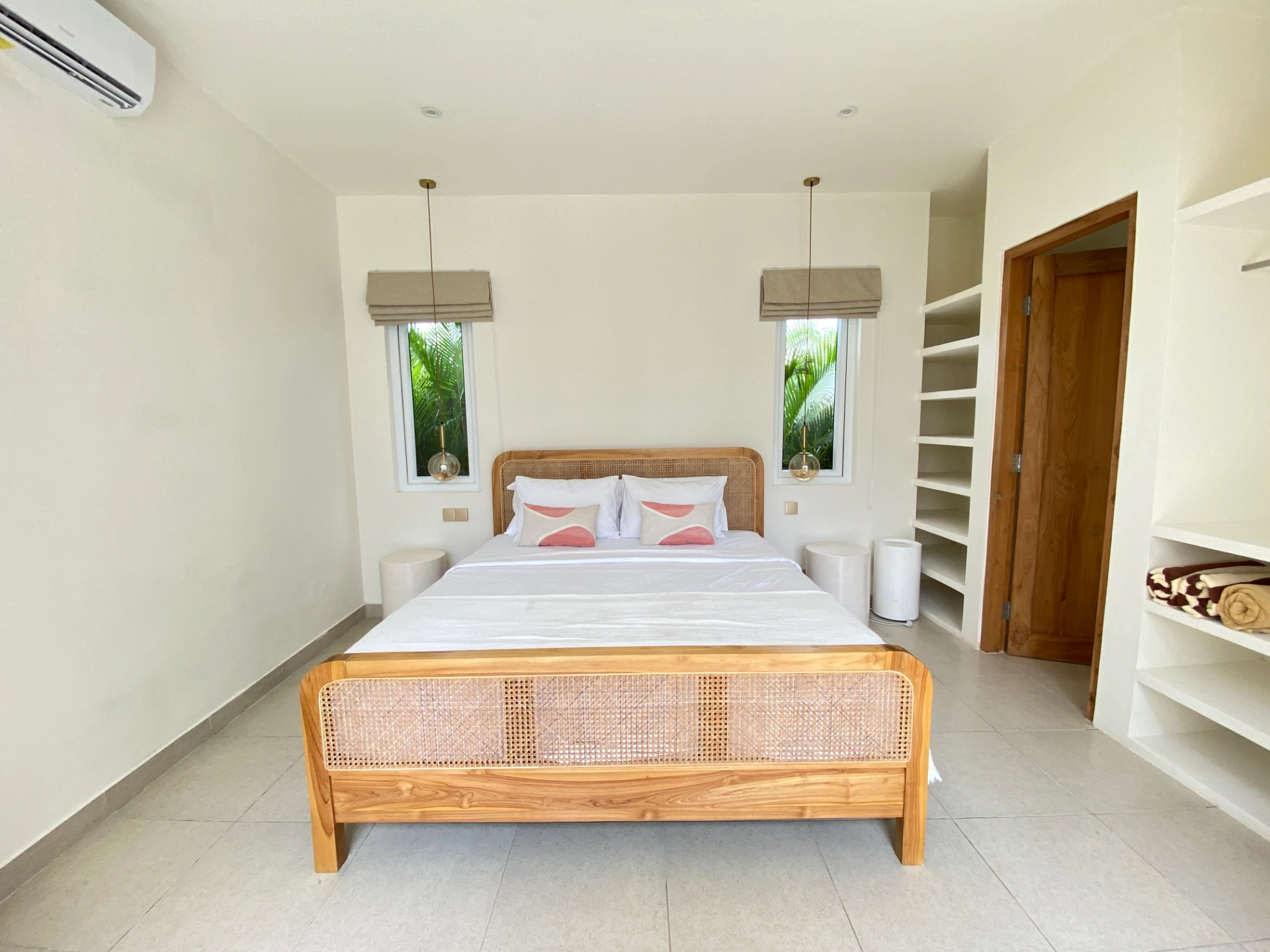 2BR Private Villa in Cemagi, 2-bed villa for rent in Seseh – photo 14 of 15