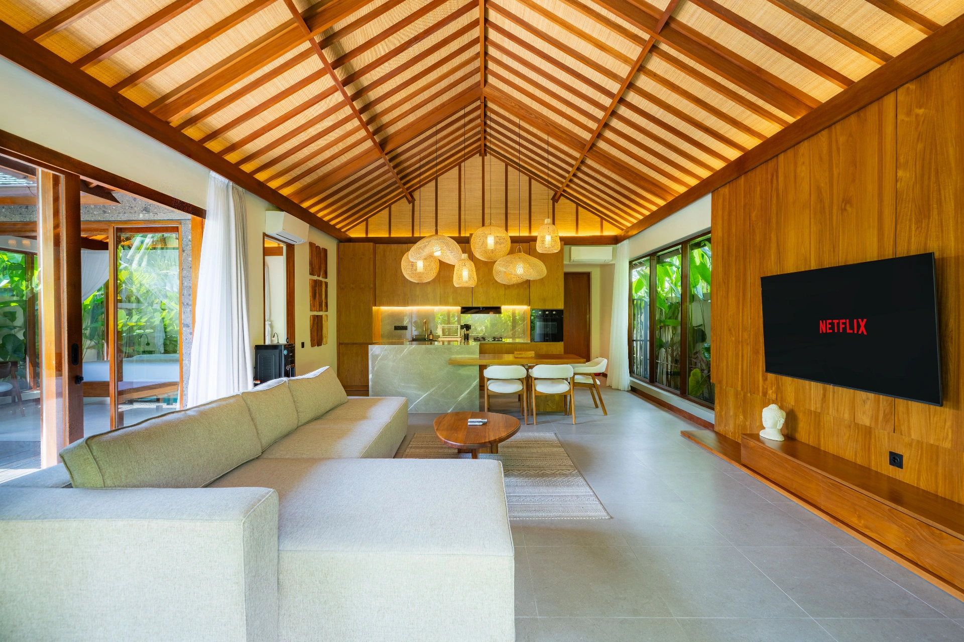 Apura - Modern Tropical 1BR Ubud Villa | Poolside Garden, 1-bed villa for rent in Ubud – photo 8 of 15