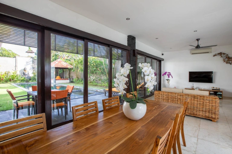 Tranquil 4BR Villa in the Heart of Umalas, 4-bed villa for rent in Canggu – photo 5 of 11