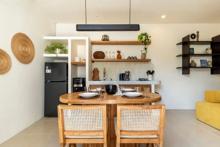 Brand New 1BR Villa + Guest Room with Sunset Rooftop, 2-bed villa for rent in Uluwatu – photo 15 of 15