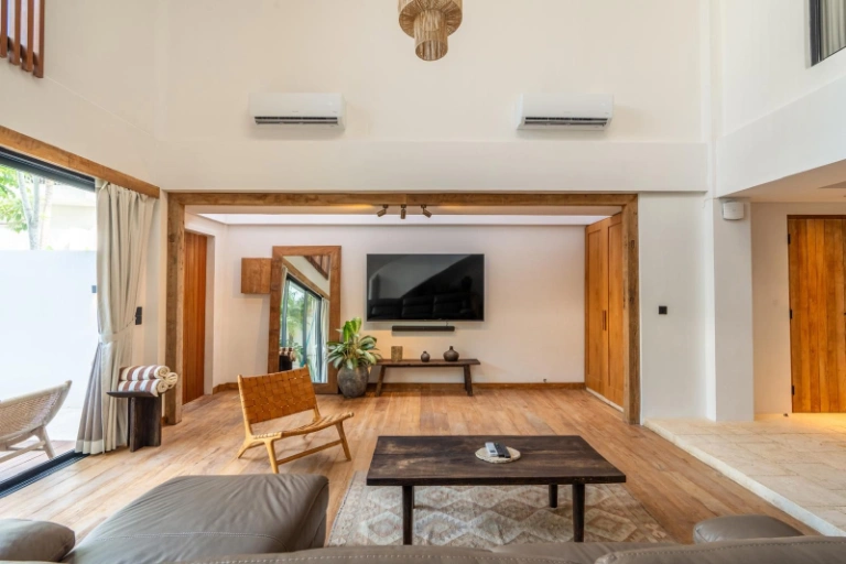 Villa For Rent 3 Bed In Berawa,Badung Bali, 3-bed villa for rent in Canggu – photo 15 of 15