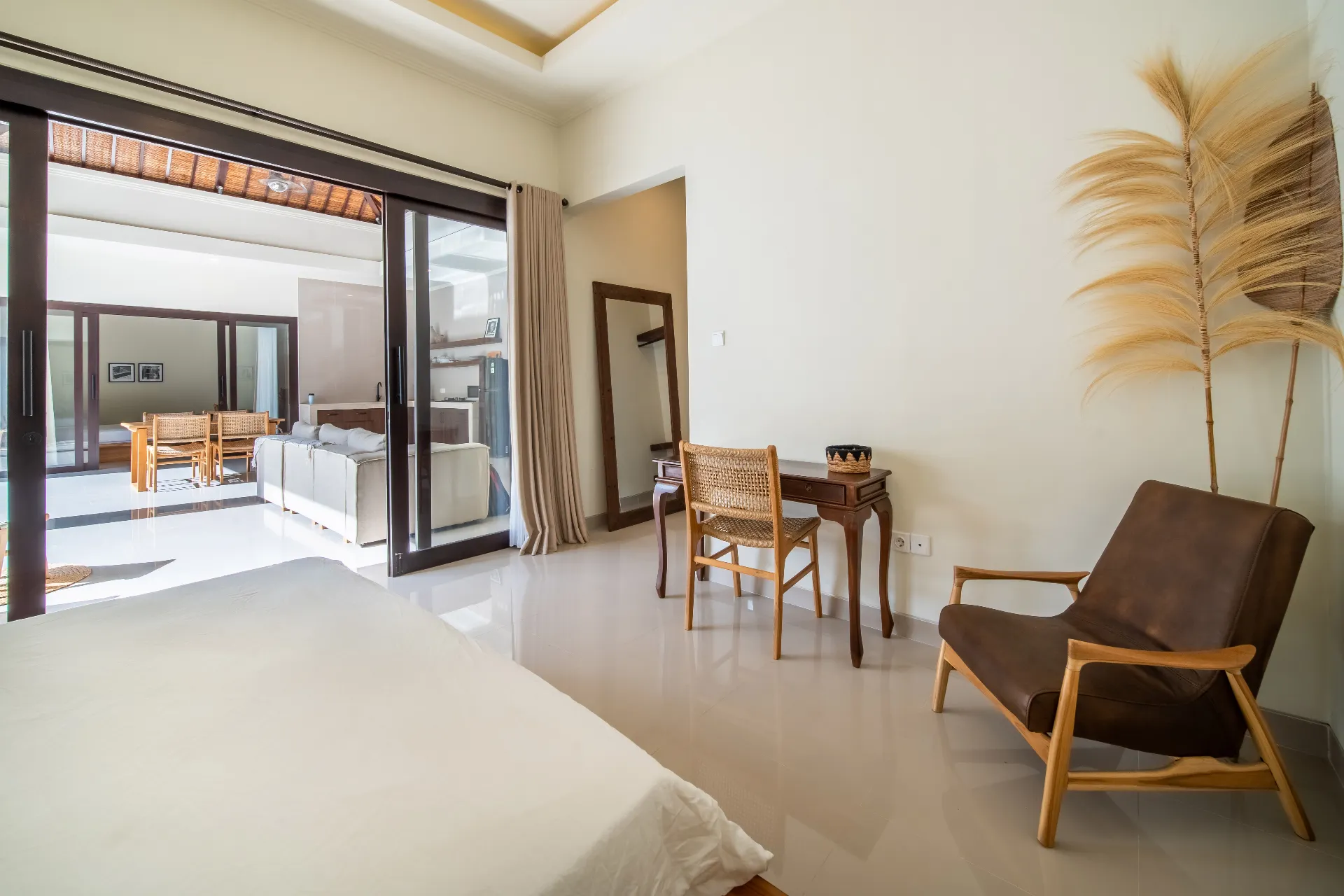 Yearly Rental Villa in Umalas Kerobokan Area, 2-bed villa for rent in Seminyak – photo 8 of 14