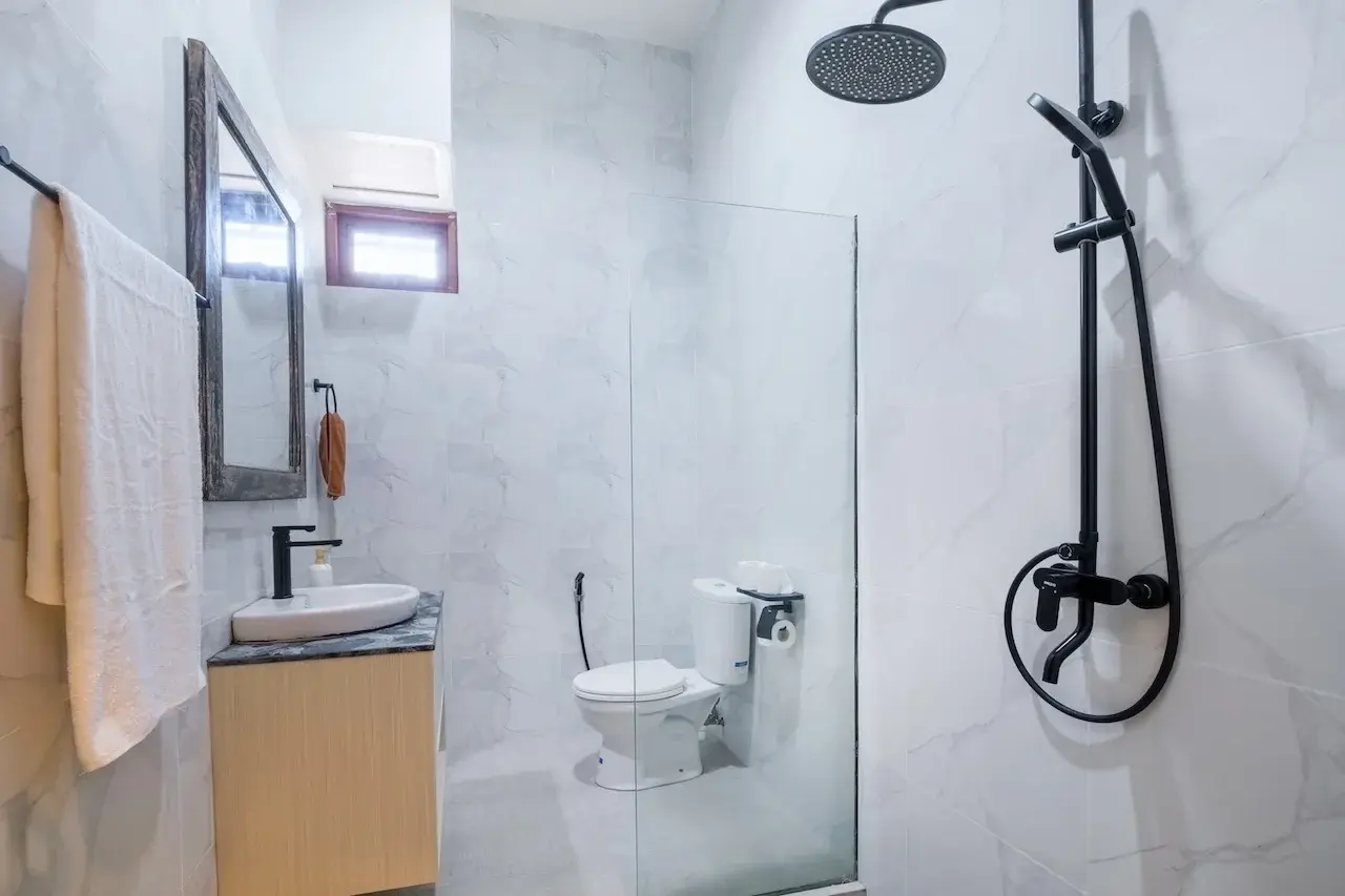 1 Bedroom Apartment Seminyak, 1-bed villa for rent in Seminyak – photo 12 of 15