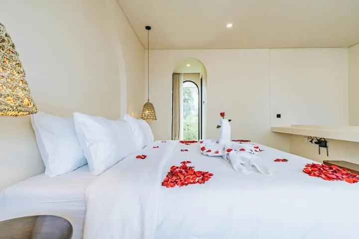 Private Villa For Rent 1 Bed In Seseh,Badung Bali, 1-bed villa for rent in Seseh – photo 4 of 15