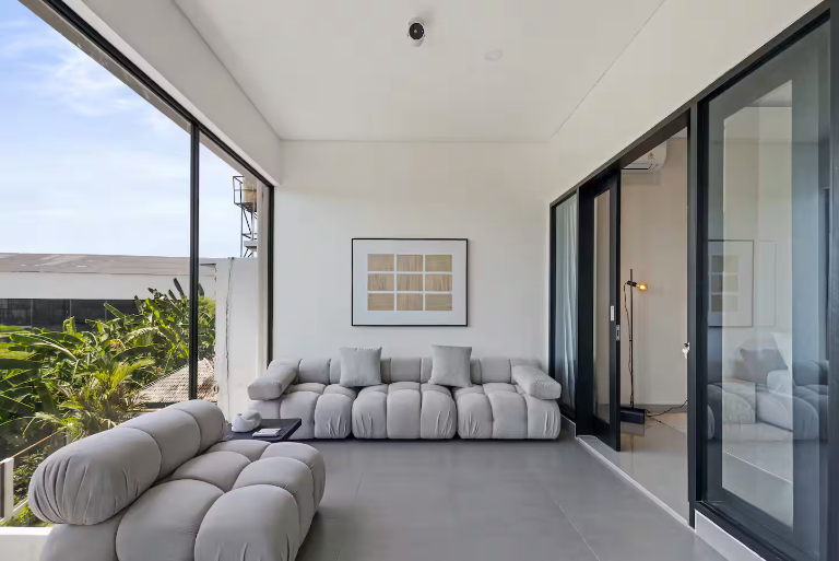 3BR Pool Villa with Rice Field Views in Berawa, Canggu, 3-bed villa for rent in Canggu – photo 4 of 15