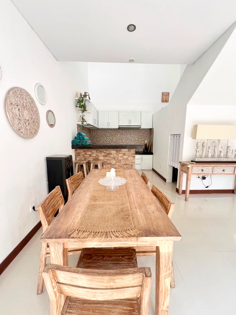 3BR Seminyak near to the Beach, Yearly Only, 3-bed villa for rent in Seminyak – photo 11 of 15