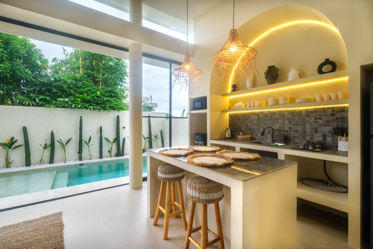 2BR Modern Villa Tumbak Bayuh, 2-bed villa for rent in Pererenan – photo 3 of 15