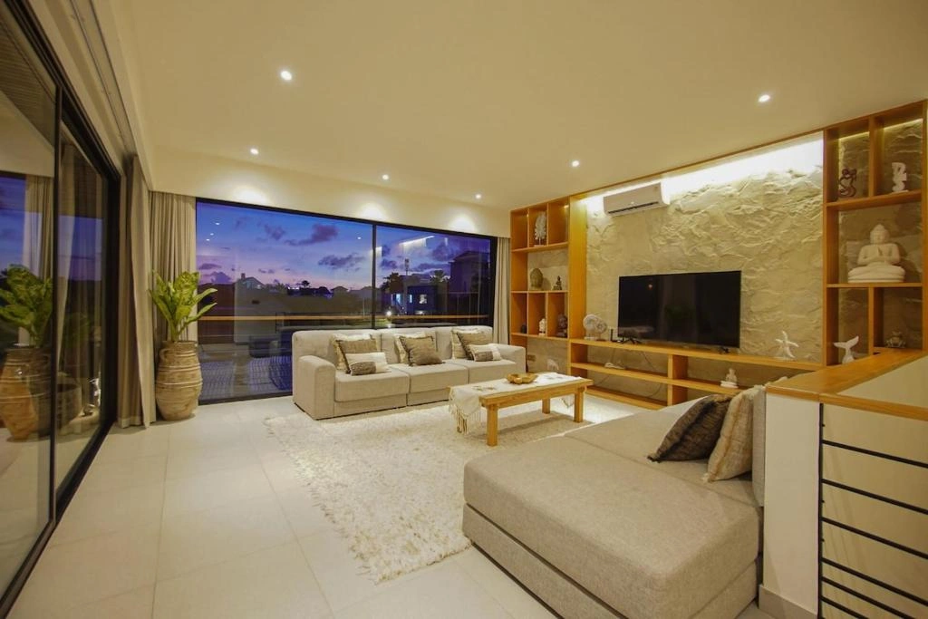 3BR Luxury Villa in Berawa Canggu, 3-bed villa for rent in Canggu – photo 14 of 15