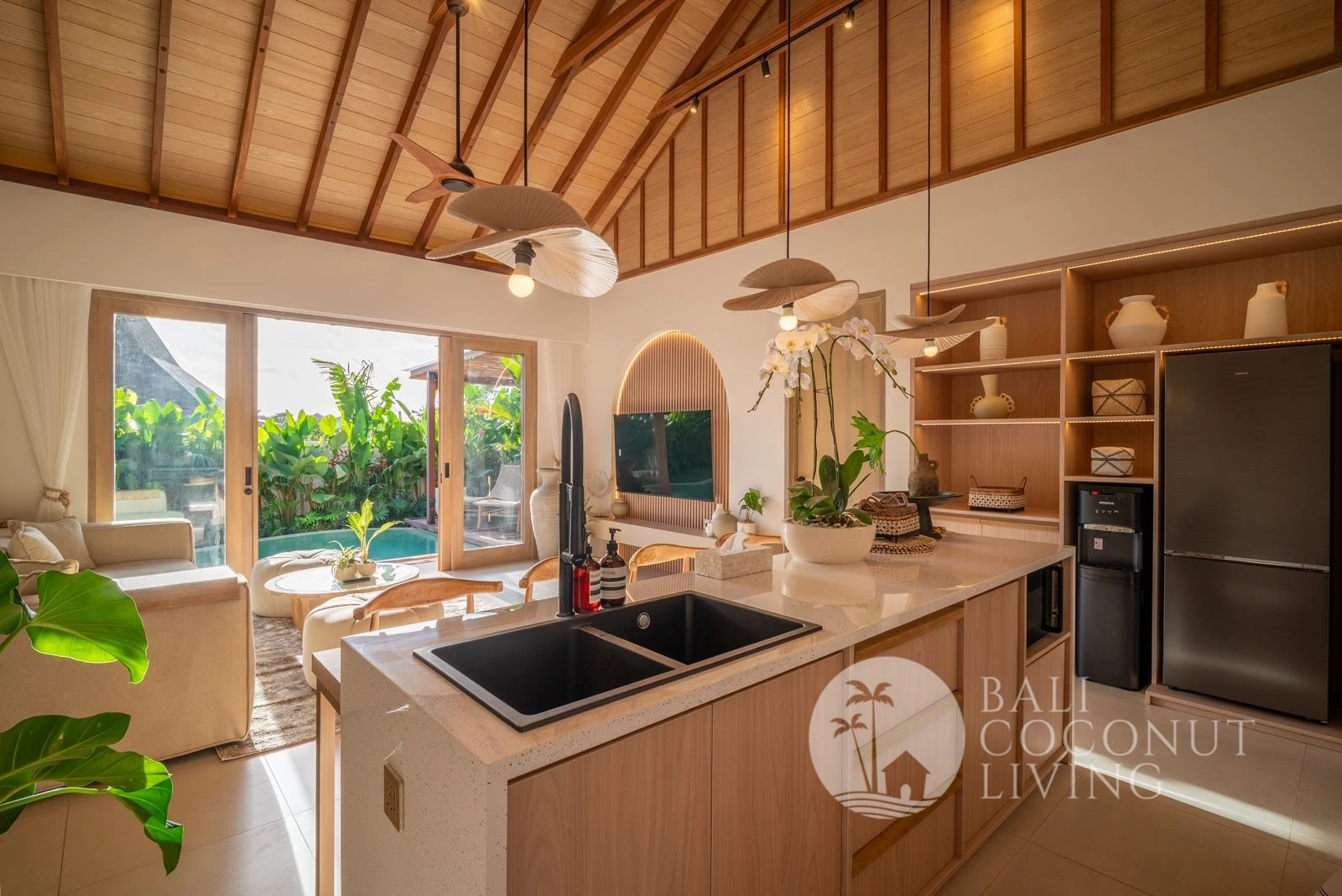 Forest Bloom Villa 2 Manage By Bali Coconut Living, 2-bed villa for rent in Canggu – photo 9 of 15