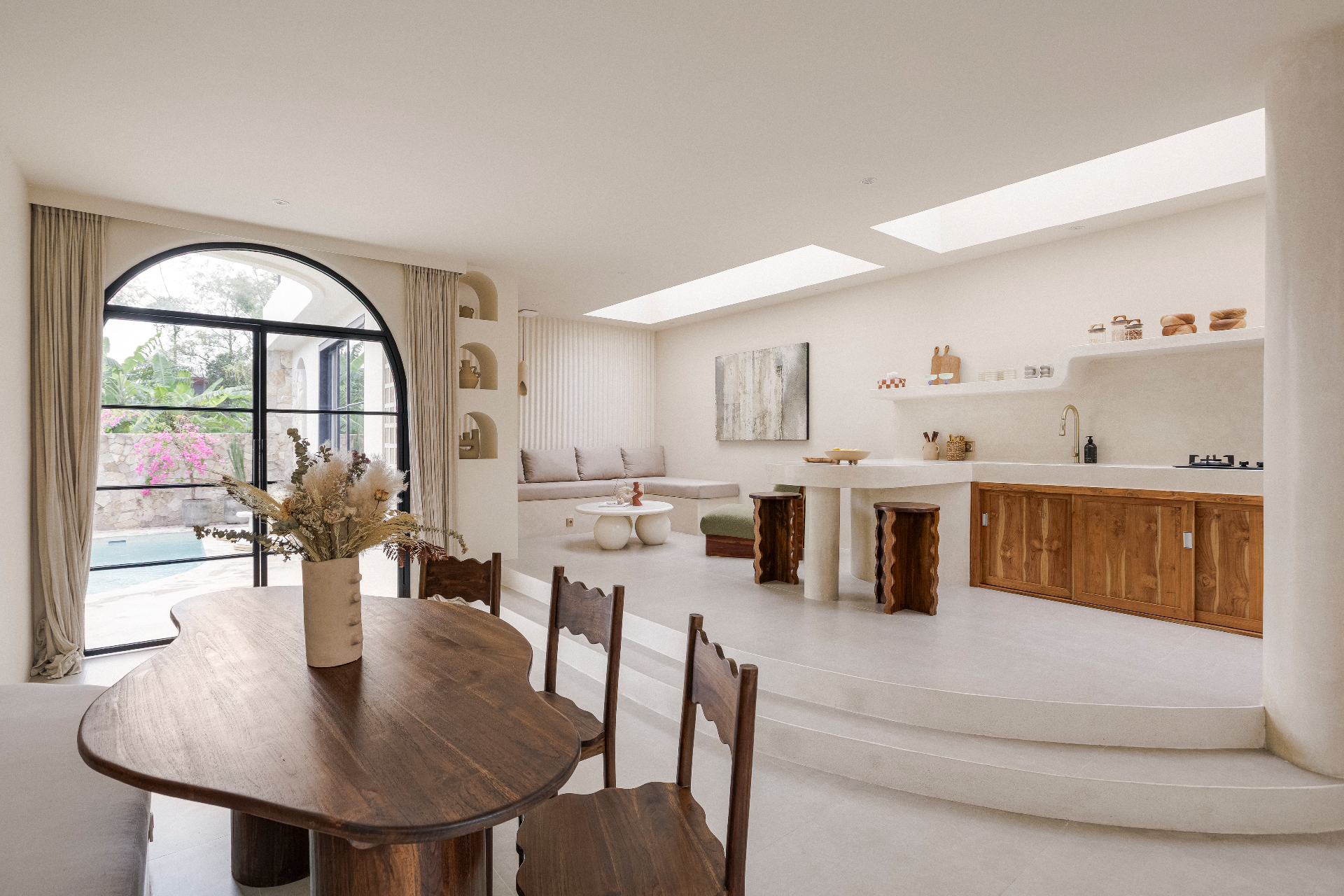Aesthetic Meditteranean villa Canggu, 2-bed villa for rent in Canggu – photo 9 of 15