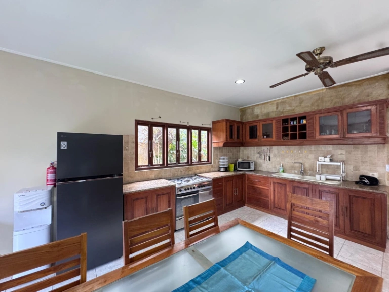 Big Garden 2BR Villa for Rent at Umalas, 2-bed villa for rent in Canggu – photo 2 of 15