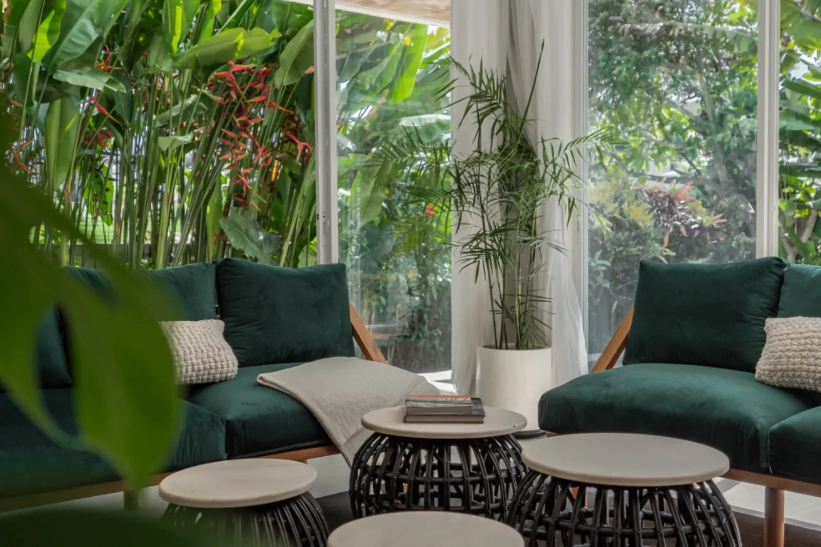 Villa For Rent 3 Bed In Berawa,Tibubeneng Bali, 3-bed villa for rent in Canggu – photo 13 of 15