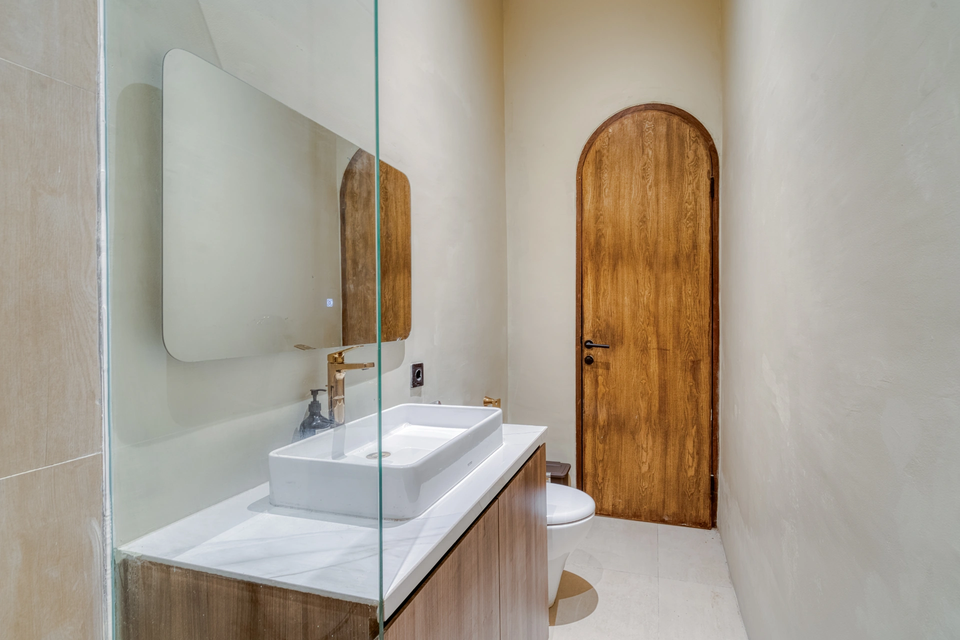 Coco Residential Living: 1BR Lifestyle Retreat, 1-bed villa for rent in Seseh – photo 9 of 15