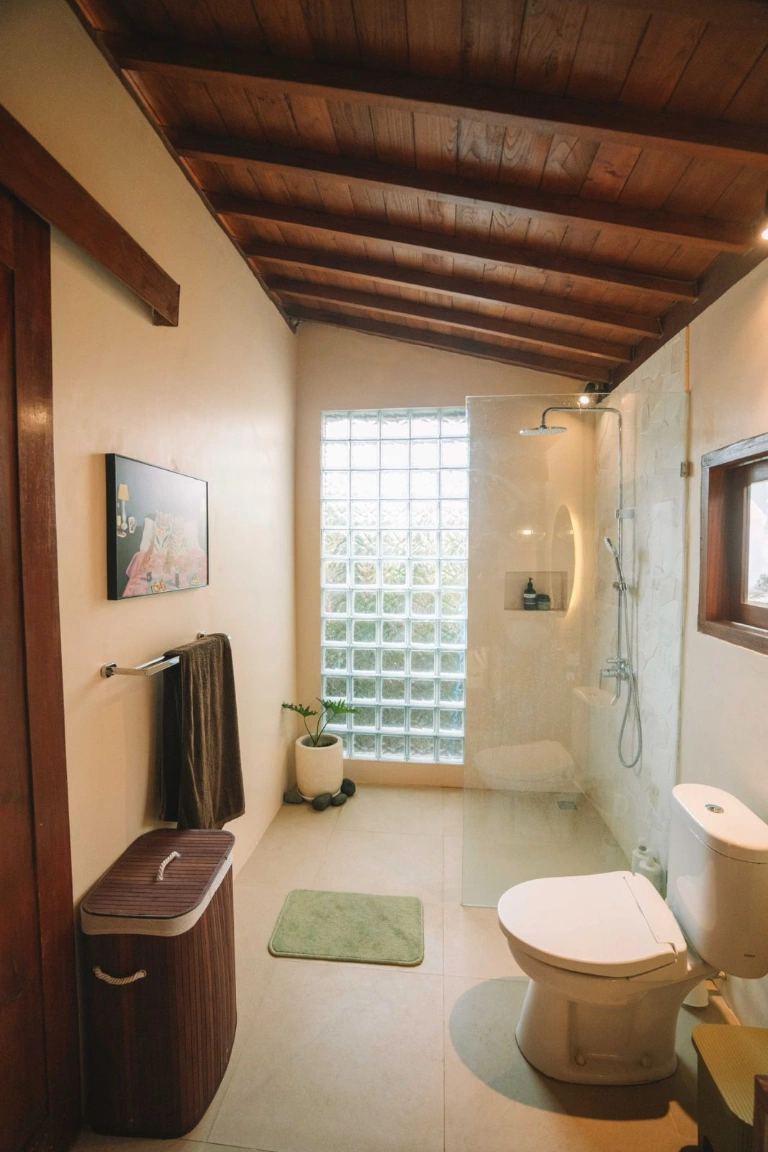 Big Garden • Big Pool Coastal Villa – Ocean Side Seseh, 3-bed villa for rent in Seseh – photo 10 of 15
