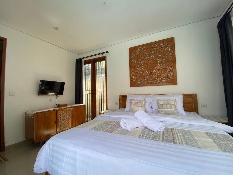 2BR Private Pool Villa - Quiet Area Near Canggu, Padonan, 2-bed villa for rent in Canggu – photo 13 of 15