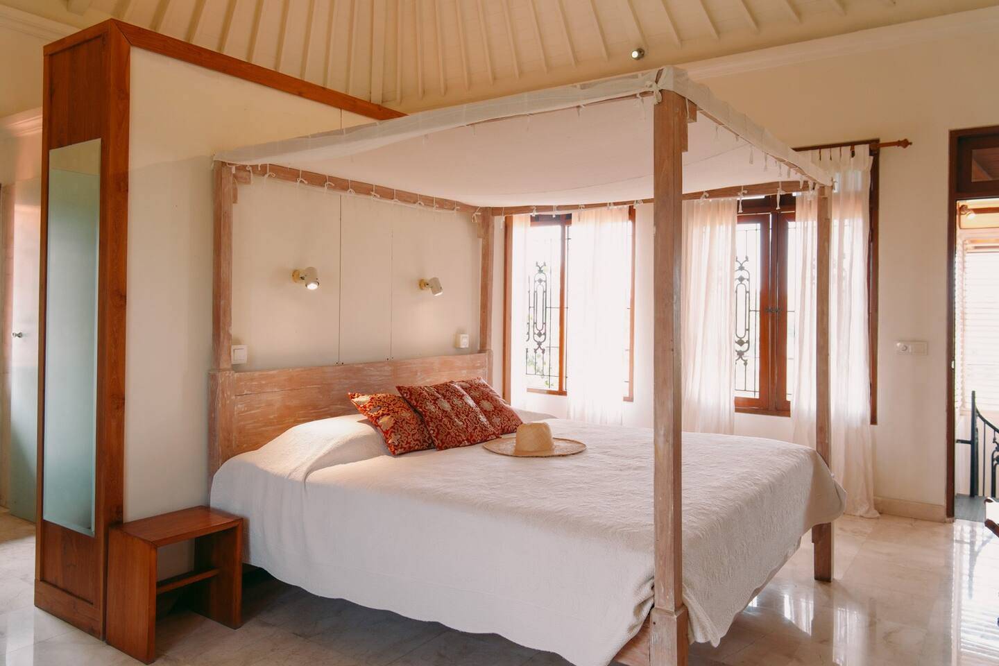 4-Bedroom Villa with Lush Garden Sanctuary in Pererenan, 4-bed villa for rent in Pererenan – photo 4 of 15