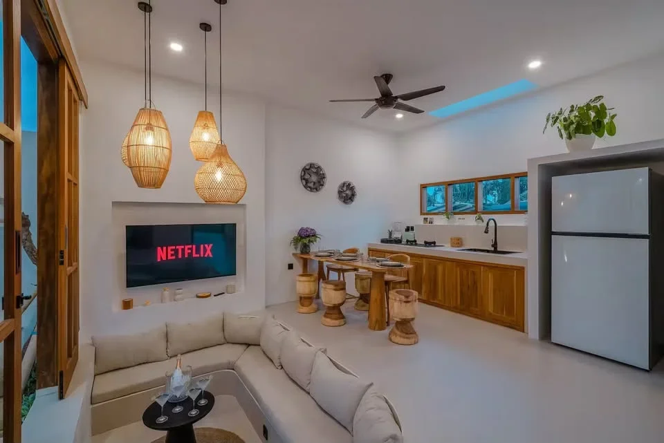 Mediterranean 3 Bedrooms Villa in Pererenan, 3-bed villa for rent in Pererenan – photo 6 of 11