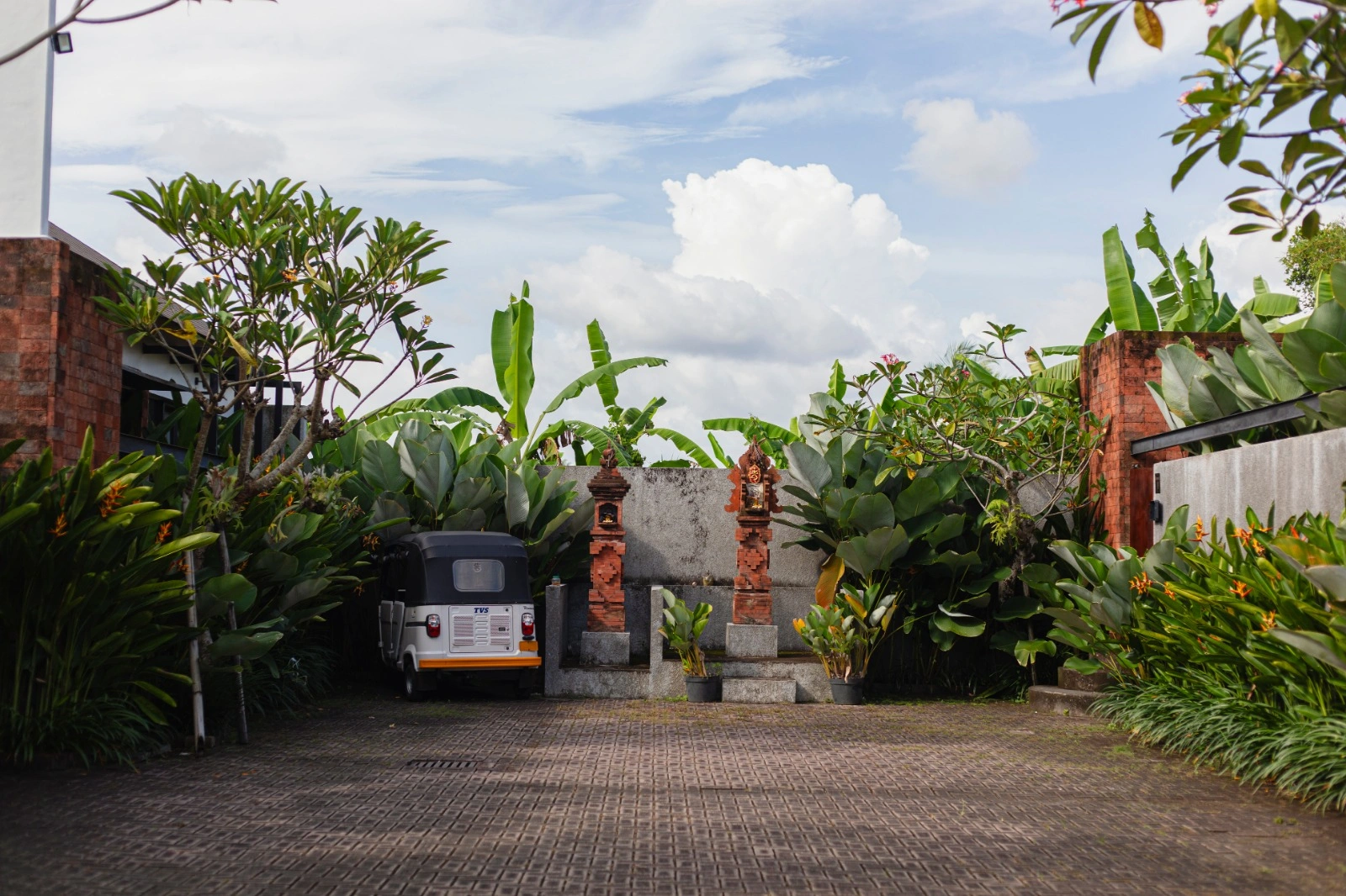 2BR Modern Designer Villa with Private Pool – Ubud, Bali, 2-bed villa for rent in Ubud – photo 13 of 15