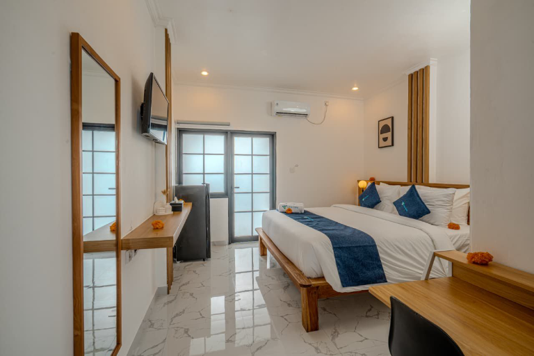1BR Deluxe Room with Private Kitchen – Beachside Pererenan, 1-bed villa for rent in Pererenan – photo 8 of 14