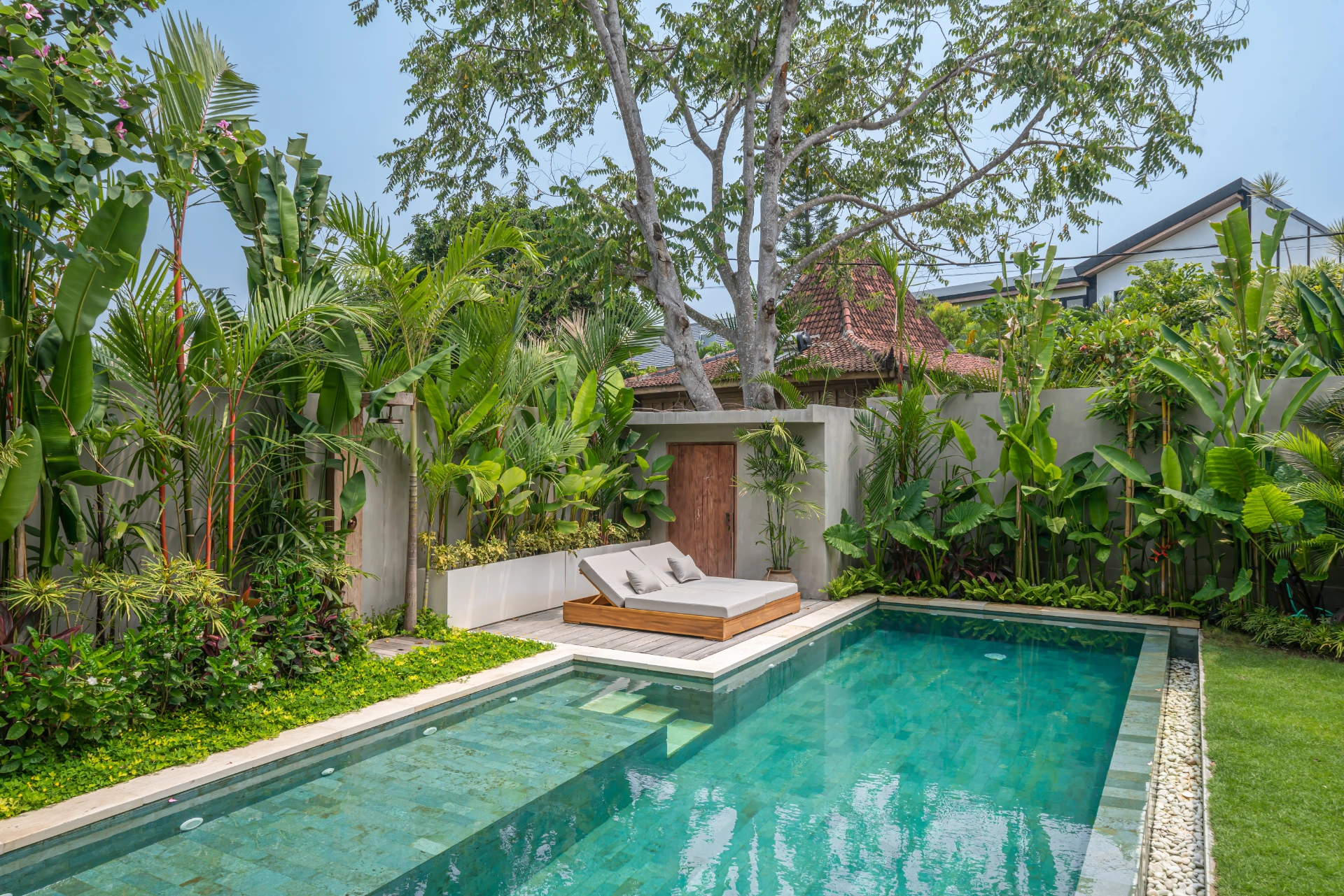 Villa Kameelya - Luxury 4-Bedroom Tropical Villa in the Heart of Berawa, 4-bed villa for rent in Canggu – photo 3 of 15